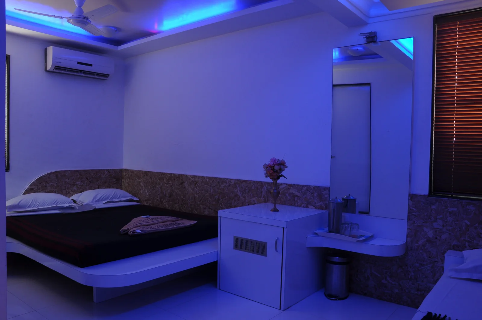 Executive AC Room (Ground Floor) at Hotel Vyankatesh