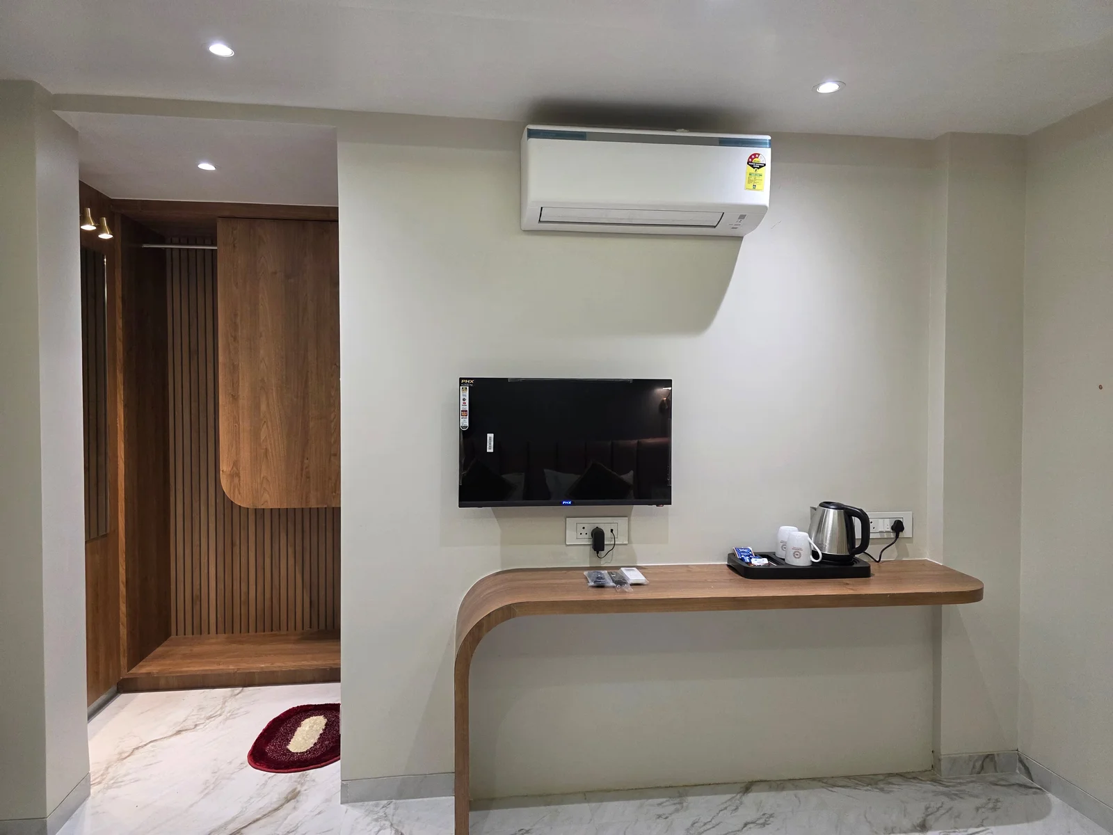Executive AC Room (Ground Floor) at Hotel Vyankatesh