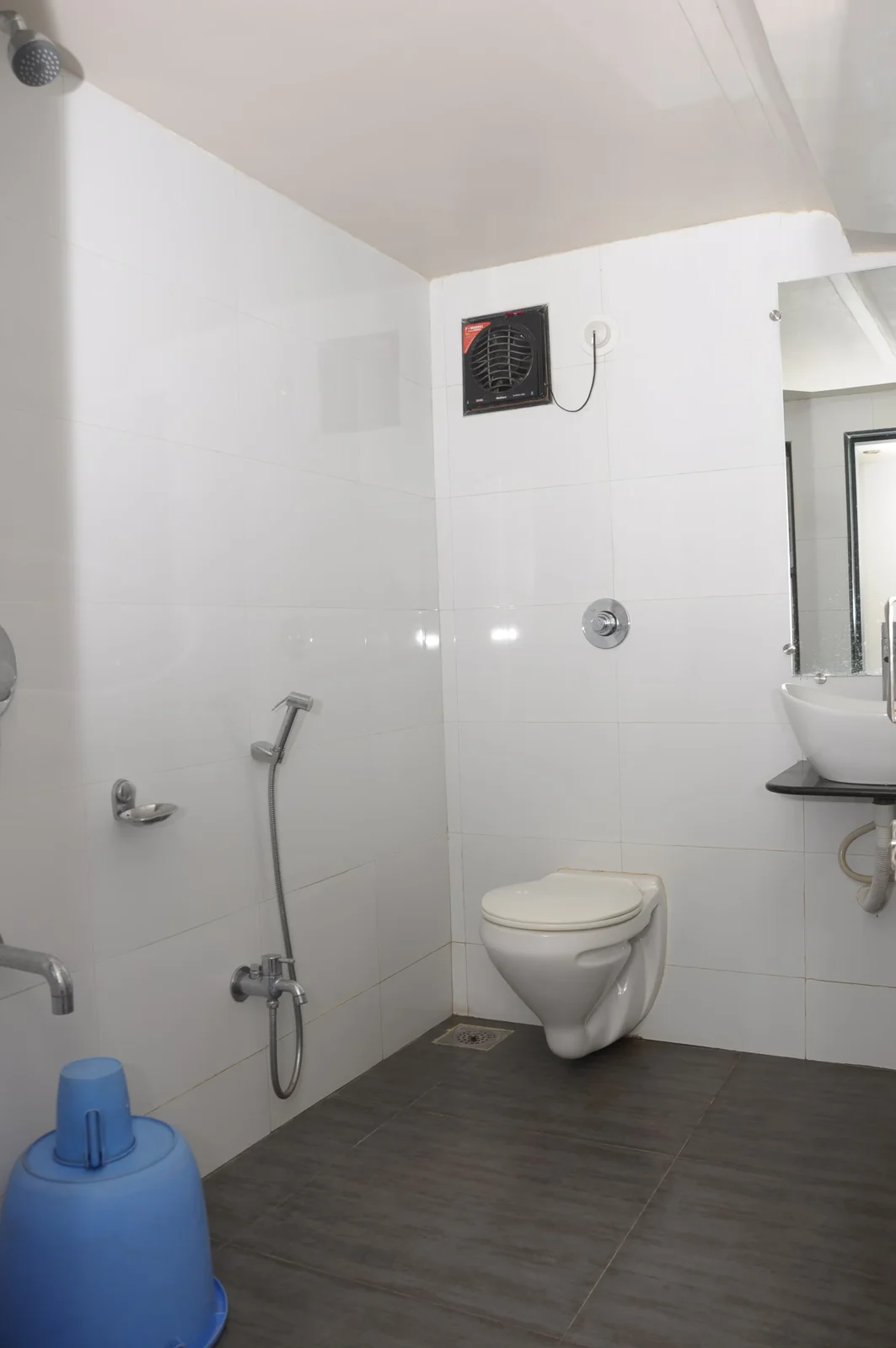 Super Deluxe Room AC (Stilt Floor) at Hotel Vyankatesh